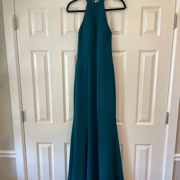 Aqua fluted crepe gown - halter low back sleeveless gown from Bloomingdale’s - Picture 4 of 14